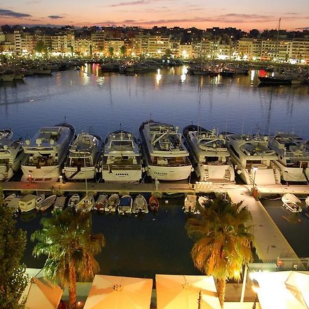 Mia'S Seaside Penthouse - Panoramic View Appartement Piraeus Buitenkant foto